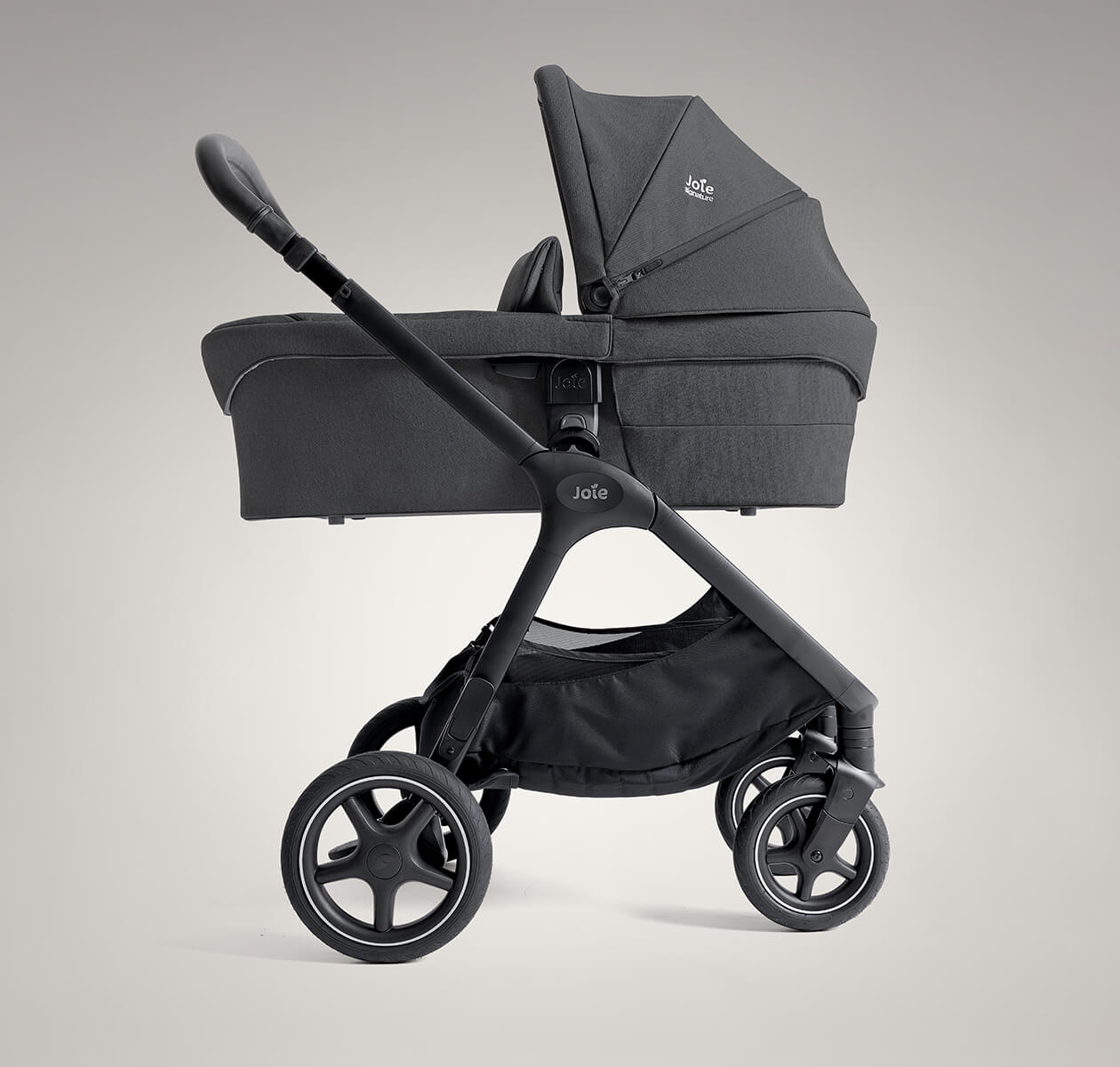JOIE
車用チャイルドシート Joie Signature silla de paseo Finiti™ con el capazo Ramble™ XL