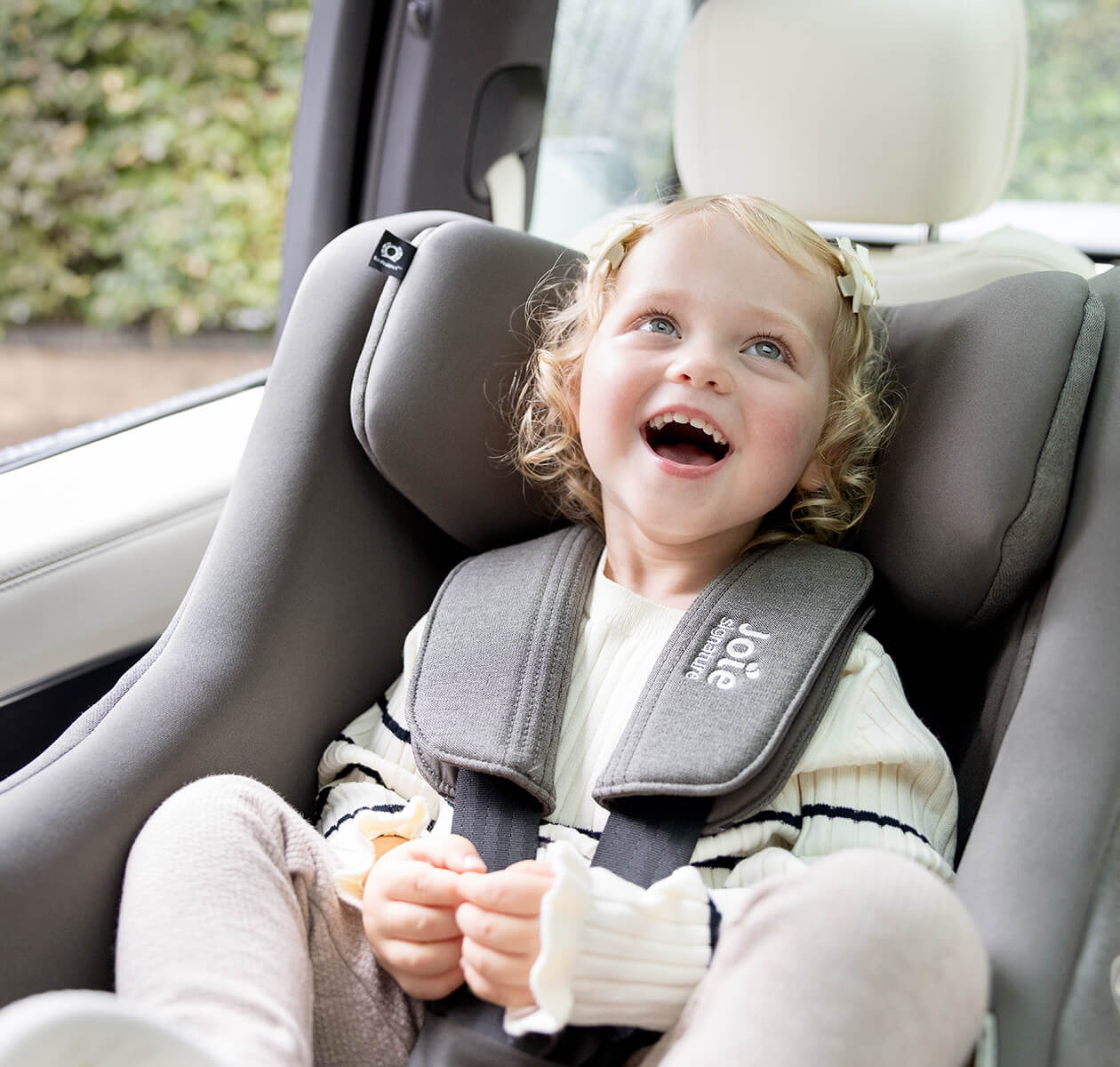 Joie Signature i-Harbour E Car Seat | Rotating i-Size Seat