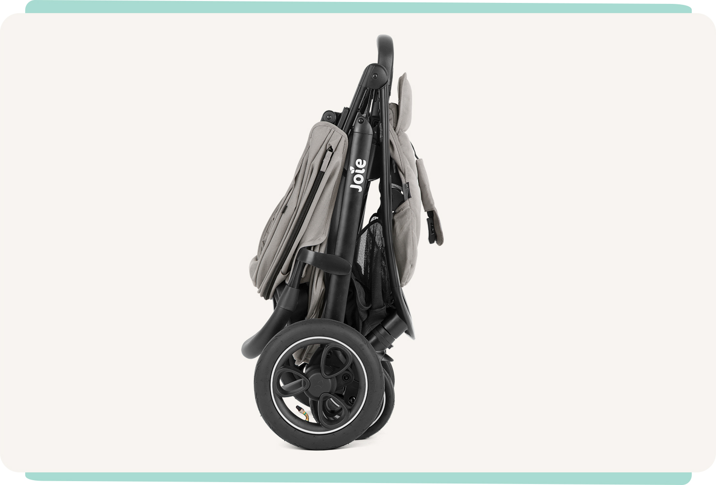   Grauer Joie Litetrax Pro Air Kinderwagen gefaltet.

