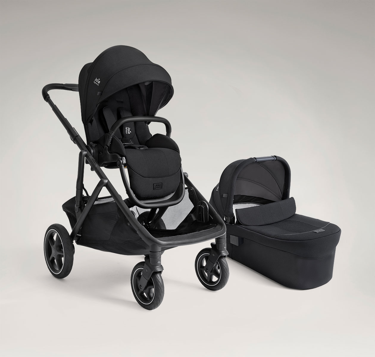 Flexibler Familien-Kinderwagen Joie Signature versiti™ mit 2 Aufsatzaufnahmen für maximale Flexibilität
