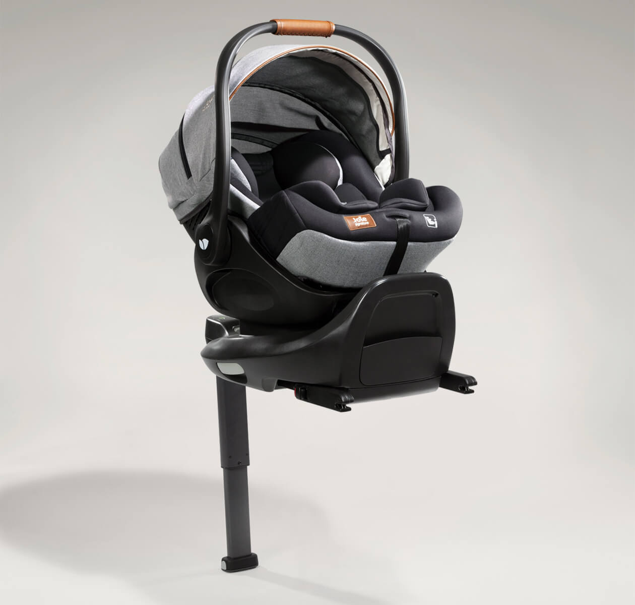  I-level recline vu en angle droit sur le socle I-base encore.