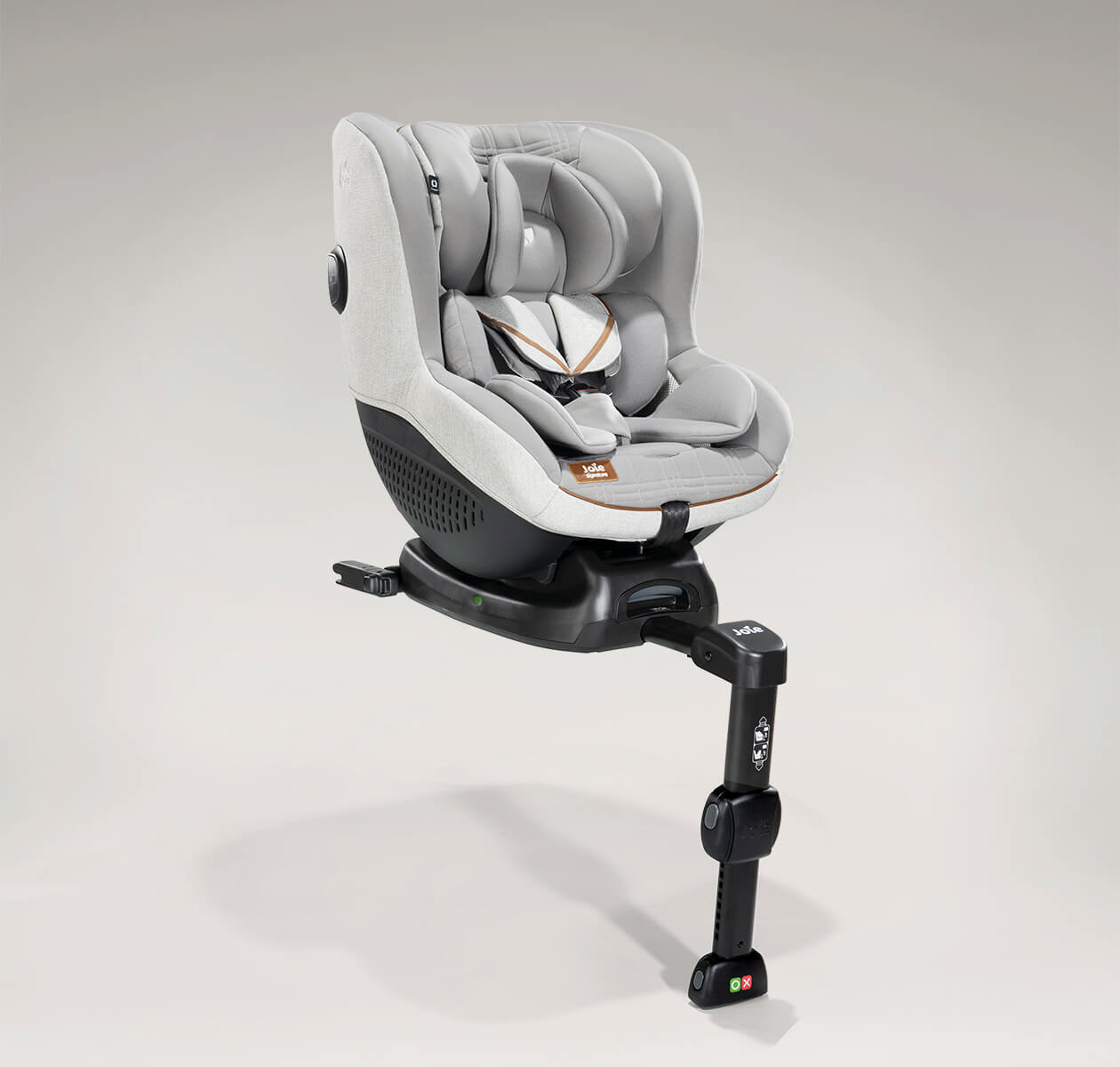 A gray Joie I-Quest toddler car seat on an ISOFIX base, facing at an angle to the right.