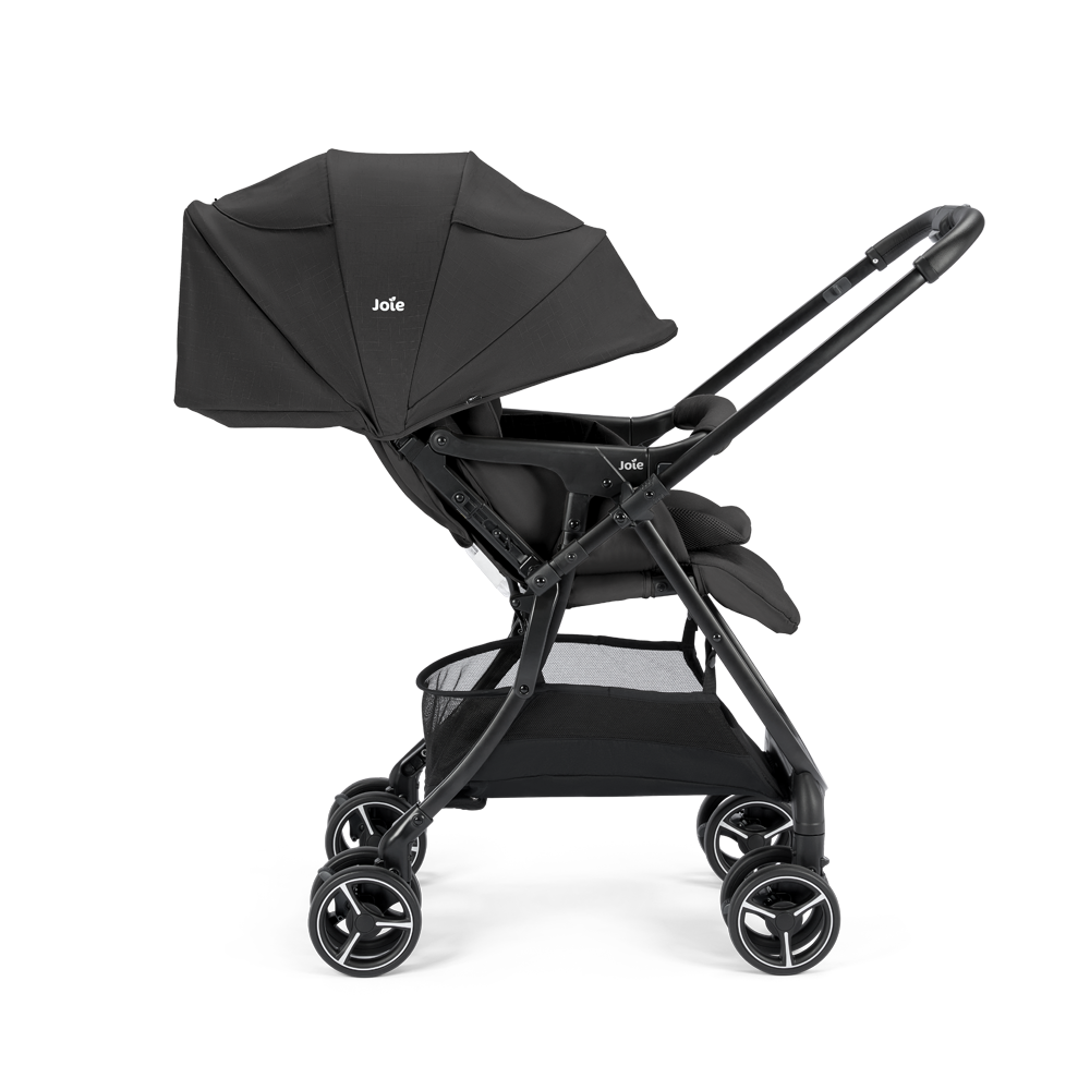 Joie sma baggi™ 4WD | two-way facing lightweight stroller Joie sma baggi™ 4WD | two-way facing lightweight stroller