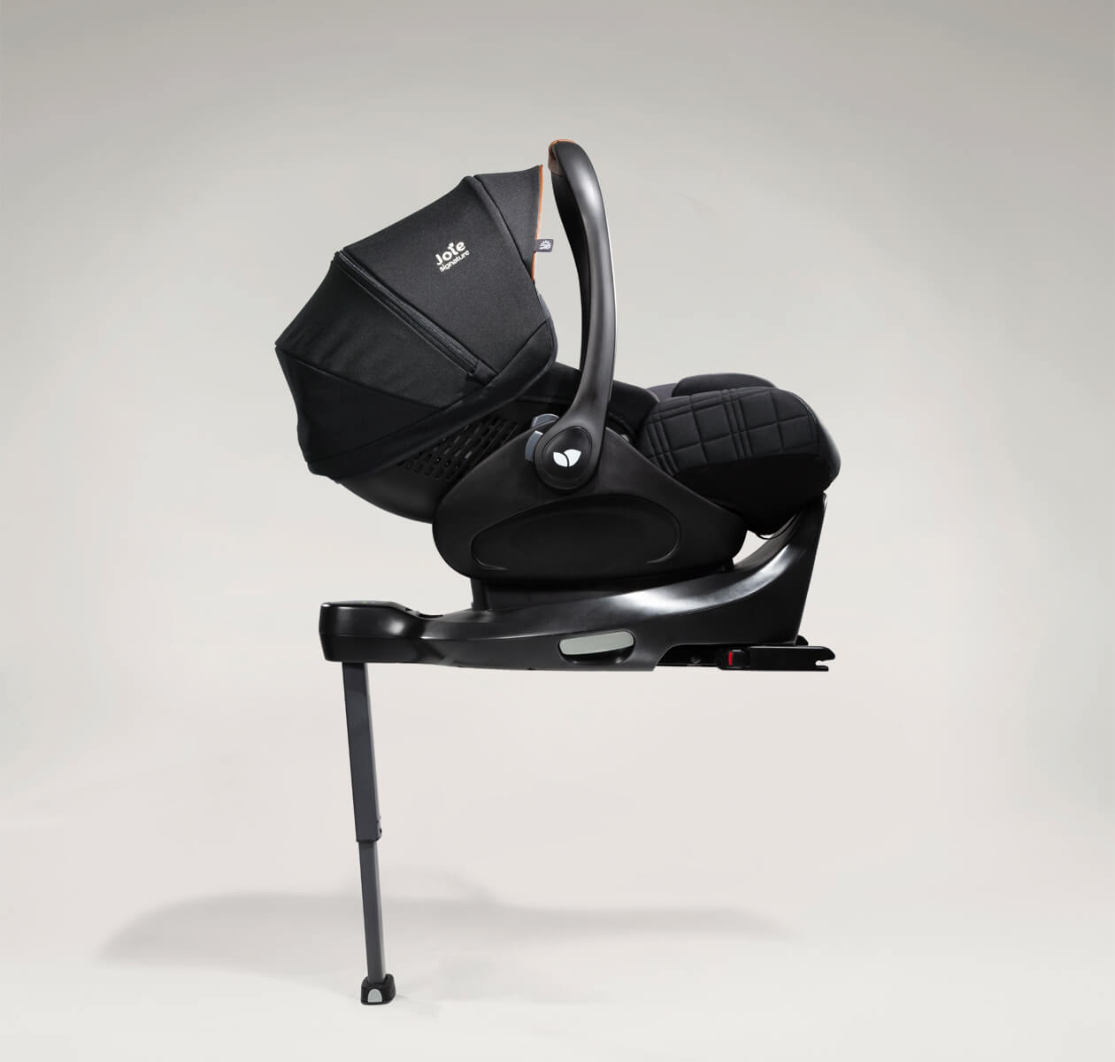 i level recline in eclipse black, with the canopy and connected to I base encore straight up