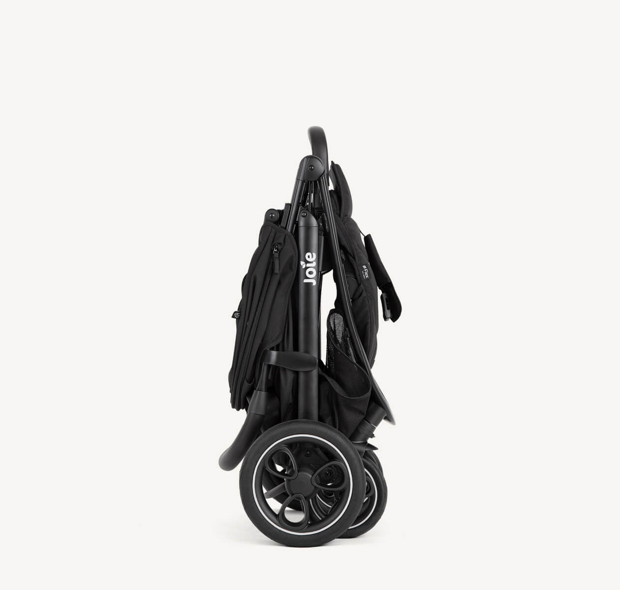 Cochecito Joie litetrax pro negro plegado. 