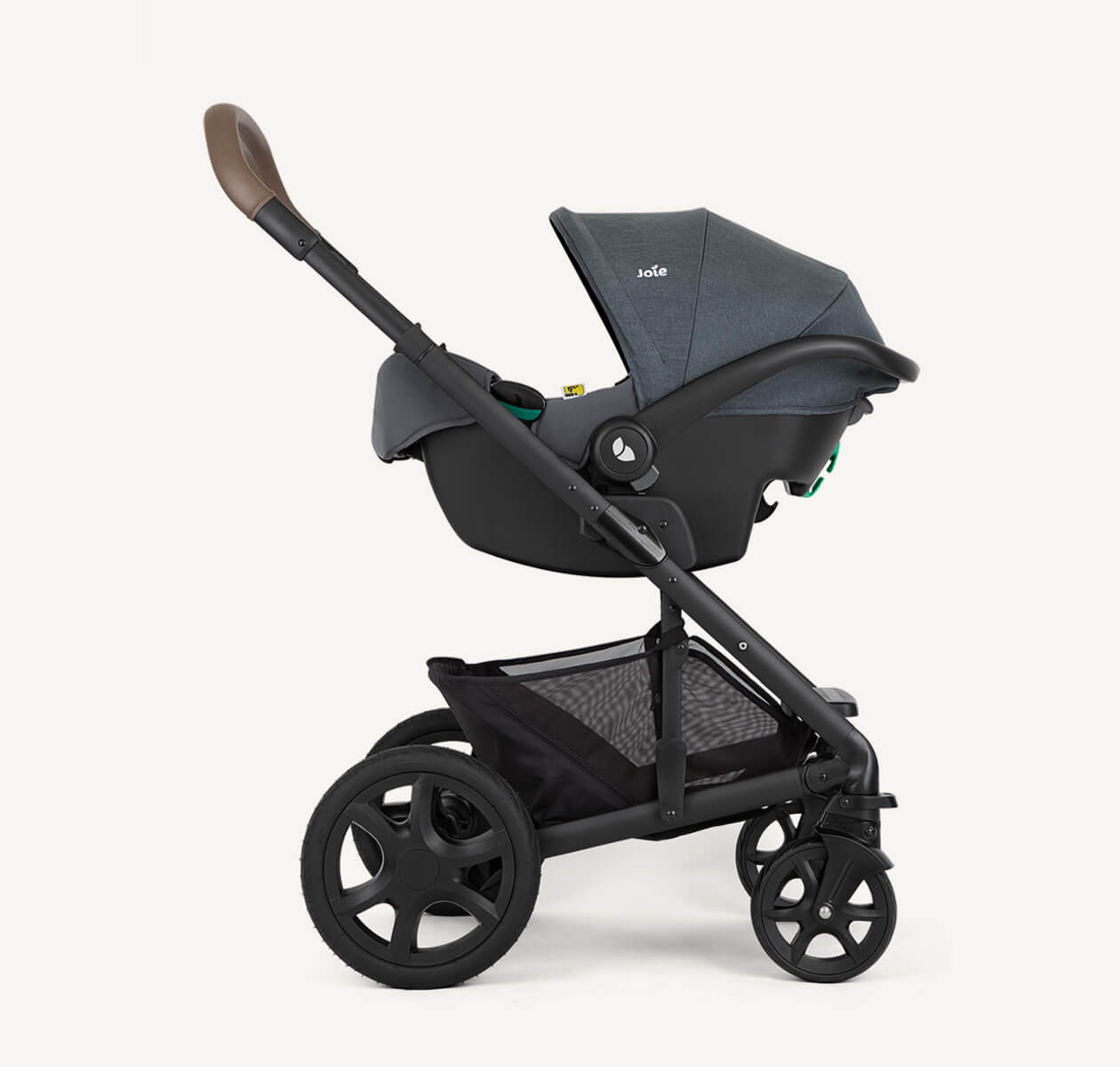 Chrome DLX Trio Travel system
