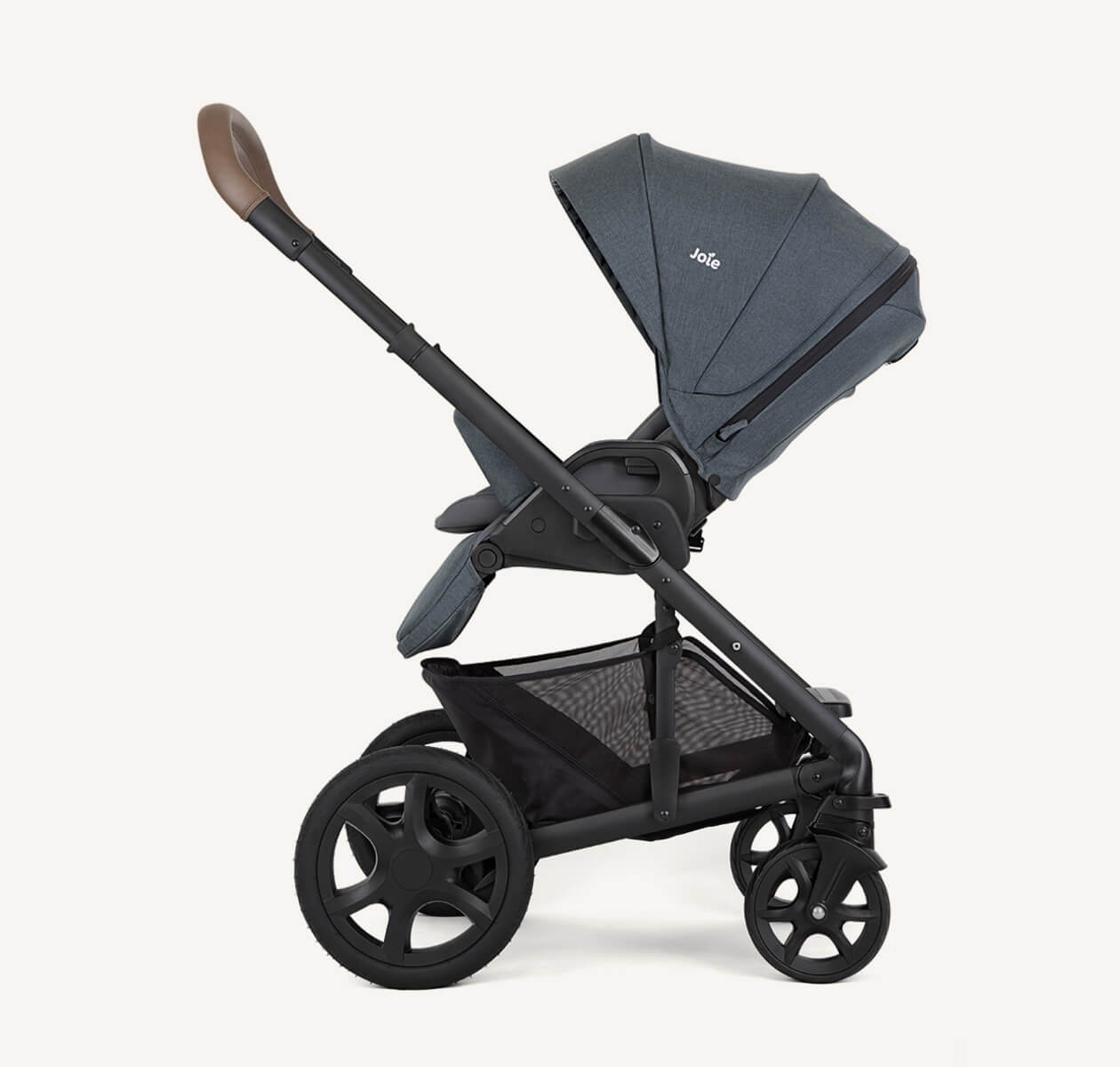 Chrome DLX Trio Travel system