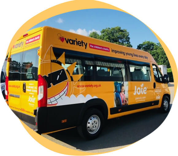 Sunshine Coach a fait un don pour que les élèves de l'enseignement spécialisé puissent bénéficier d'un véhicule de transport adapté leur permettant de participer à des excursions.